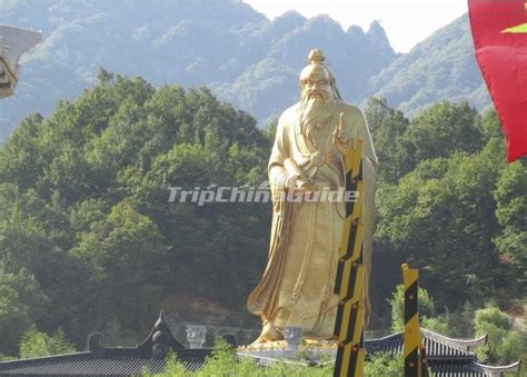 The Bronze Statue of Lao Tzu - Photos of Laozi