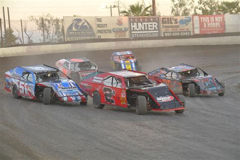 Thornton cant be caught in IMCA Modified action at Bakersfield Speedway ...