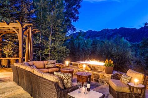 Aspen Log Cabin, Colorado - Greater Aspen | Luxury Retreats | Colorado cabins, Vacation home ...