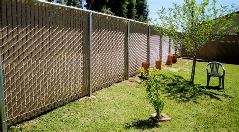 Six Fun and Funky Ways to Transform your Chain Link Fencing | Warefence