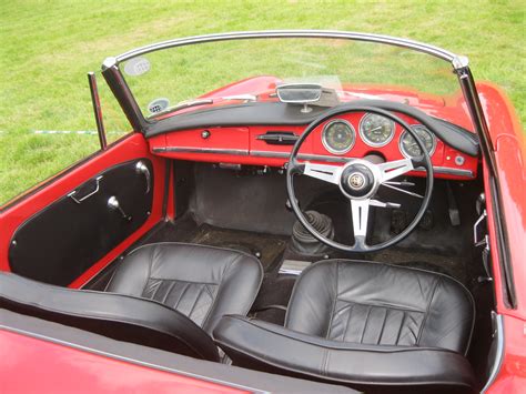 Alfa Romeo Giulia Spider 1964 (101 series) | Pretty Alfa Spi… | Flickr