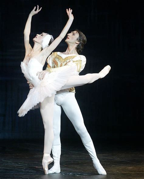 'Swan Lake' nearly sold out; Grand Rapids Ballet adds 7th show on Valentine's Day | Grand Rapids ...