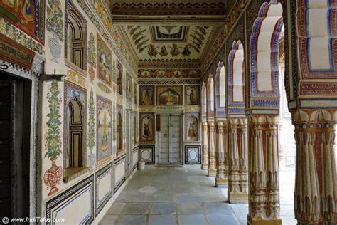 Shekhawati Haveli Paintings - Open Air Gallery Of Rajasthan - Inditales | India tourist, Open ...