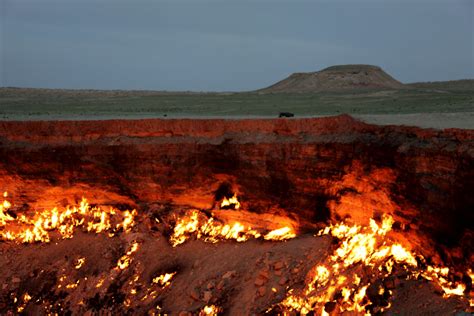 The Door to Hell (in the nighttime) / Turkmenistan, Darvaz… | Flickr