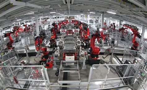 Tesla Motors Assembly Line | with the stereoscopic hum and w… | Flickr