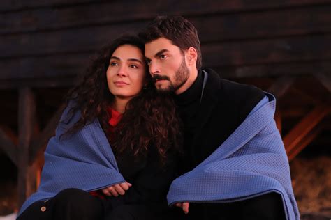 'Hercai: Amor y Venganza': Conoce a Akin Akinözü, el nuevo galán turco ...