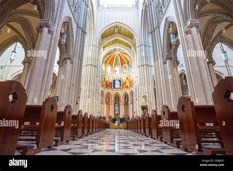 Almudena Cathedral interior Stock Photo - Alamy