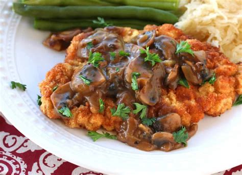 Jägerschnitzel (Schnitzel with Mushroom Gravy) - The Daring Gourmet