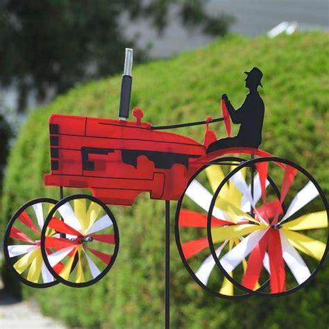 29 in. Old Tractor Spinner - Red