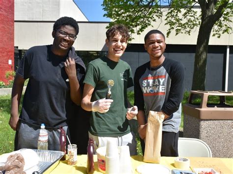 West Bloomfield High School Raises Money for ACS | West Bloomfield, MI Patch