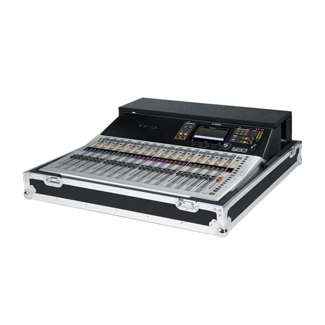 Yamaha TouchFlow TF5 32 Channel Digital Mixer with Gator Case at Gear4music