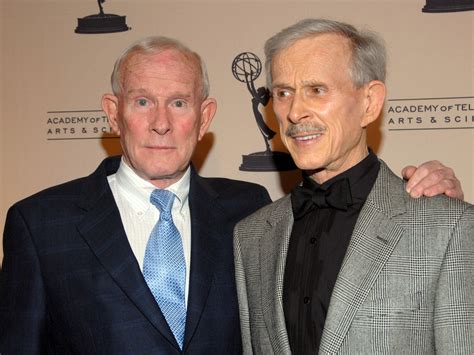 Comedian Tom Smothers of the Smothers Brothers dies at 86 - ABC News