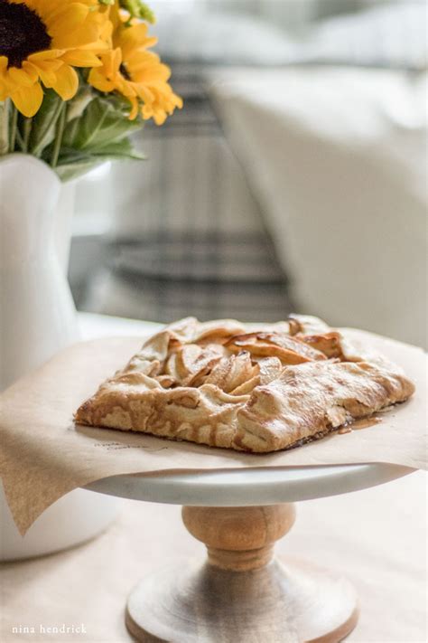 Easy Apple Crostata Recipe | A Quick Tart or Galette