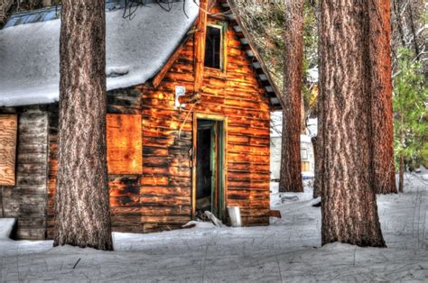 Log Cabin In Winter Free Stock Photo - Public Domain Pictures