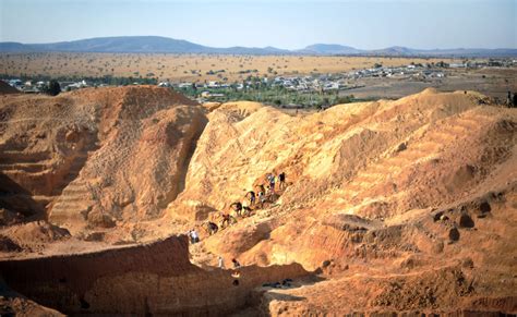 The sapphire mines of Madagascar - Photos - The Big Picture - Boston.com