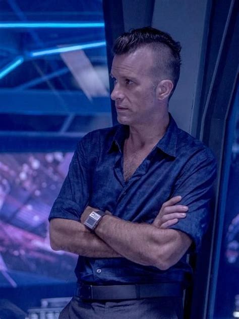 Pin by Ksenia Bendarik on the Expanse | The expanse, Thomas jane, Dune ...