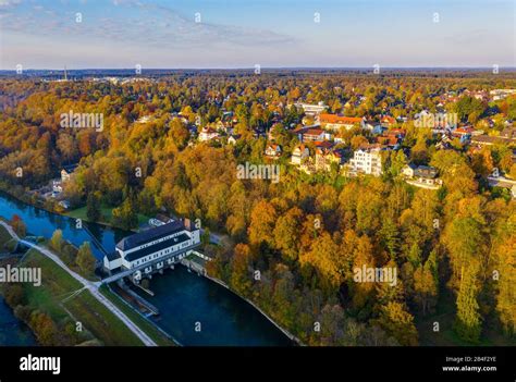 Pullach hydropower plant, Isar canal, Pullach im Isartal, near Munich ...