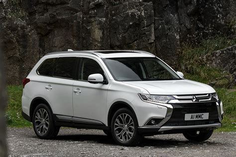 Mitsubishi Outlander (2012-2021) Review | heycar