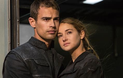 Обои девушка, мужчина, Theo James, Shailene Woodley, Divergent ...