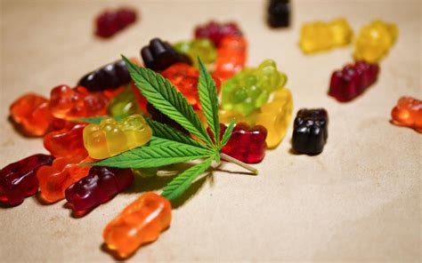 10 Best Cannabis Gummies for Pain & Anxiety: Buyer’s Guide | The Daily ...