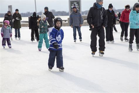 Toronto's Ice Skating Rinks: A Photo Essay