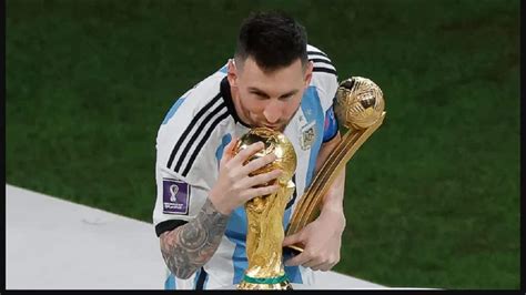 Argentine: Messi et son trophée de la Coupe du monde échappent de peu à ...