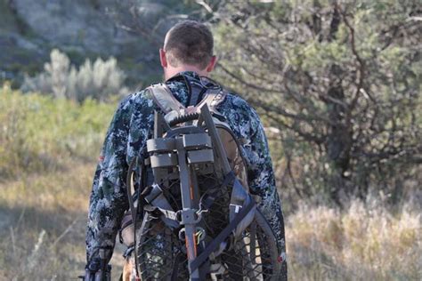 The Ultimate Mobile Treestand Setup - Bowhunter