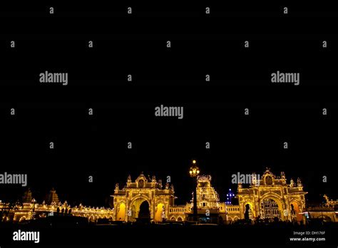 Mysore palace illumination, india hi-res stock photography and images ...