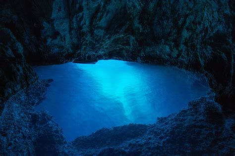 Blue Grotto, Croatia | Places to travel, Mako mermaids, Croatia