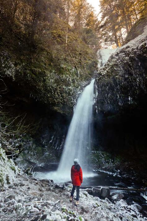 Latourell Falls Hike - Easy Waterfall Hikes Near Portland