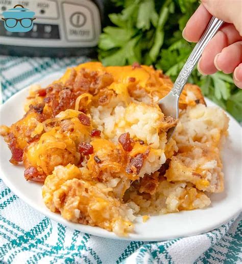 CROCK POT CHICKEN TATER TOT CASSEROLE – Venagredos