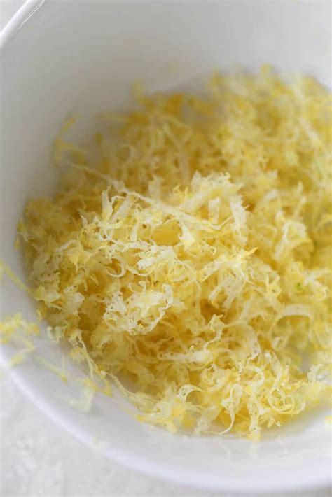 How to Zest a Lemon - Sugar and Charm