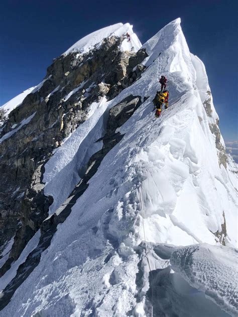 Nepal, China re-measure height of Mt Everest | Nepali Times