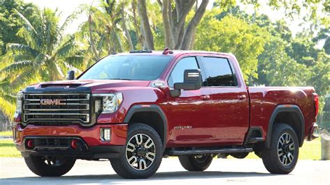 2023 GMC Sierra 1500 AT4: A Half-Ton Truck Made for Off-Road Fun