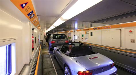 Eurotunnel LeShuttle™ & Eurostar: What’s the Difference?