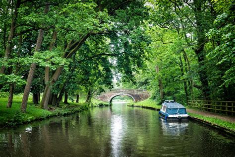 Our long awaited enchanting journey on the Lancaster Canal - Barry & Sandra's Adventures