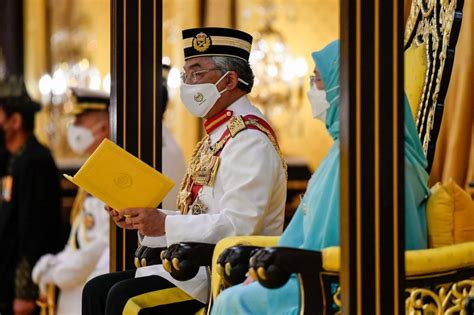 Agong calls on Malaysians to appreciate, observe beauty of earth | Malaysia : r/malaysia