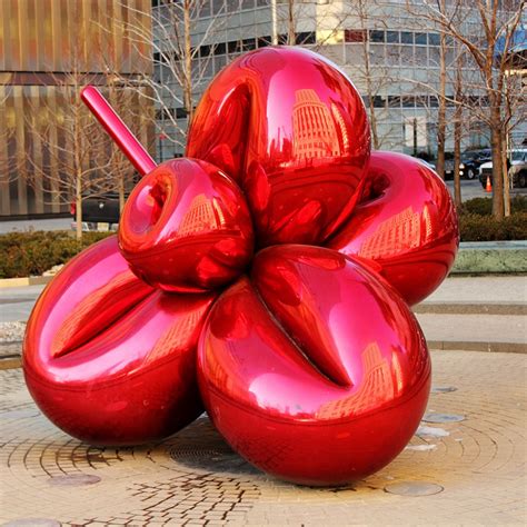 Balloon Flower (1995-1999) situato nel 7 World Trade Center di New York ...