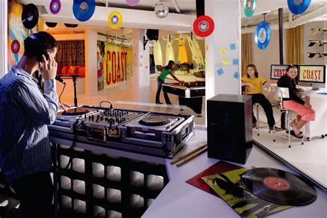 12 Awesome Hotel Amenities Kids Will Love | HuffPost Life