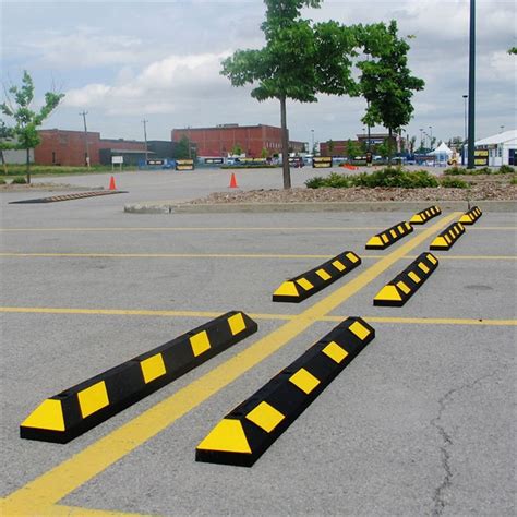 6 black and yellow park it parking curb – Artofit