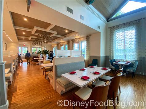 FIRST LOOK at the Reopened Sebastian's Bistro in Disney World! | the disney food blog