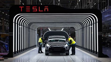 Tesla Berlin Gigafactory Fire Prompts Production Halt Demands