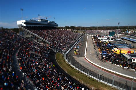 Your RV Guide to Martinsville Speedway