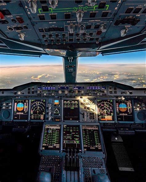 Airbus a380 cockpit 360 view - finqery