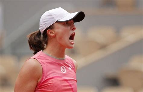 Roland Garros 2021: Iga Swiatek vs Marta Kostyuk preview, head-to-head ...