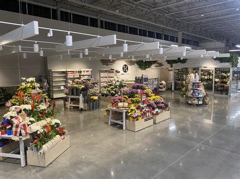 Hy-Vee opens largest store in Gretna, Nebraska | Drug Store News