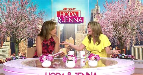 Hoda and Jenna share how they tell guests it's time to go home