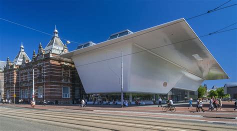 El Museo Stedelijk vuelve a abrir sus puertas. | Sobre Arquitectura y más | Desde 1998