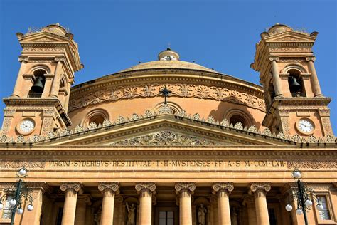 Close Up of Mosta Dome in Mosta, Malta - Encircle Photos