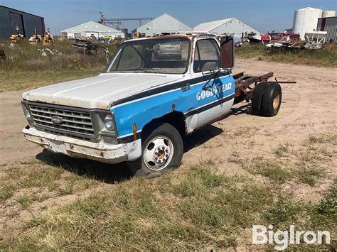 1976 Chevrolet Custom Deluxe 30 2WD Cab & Chassis BigIron Auctions